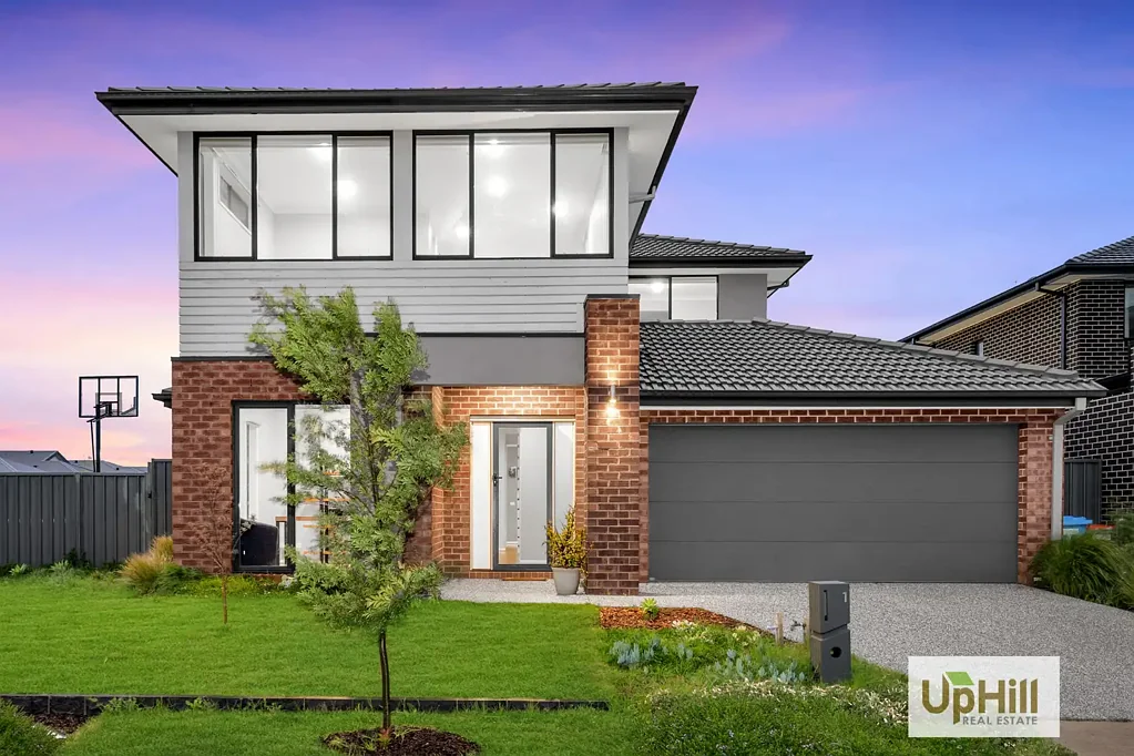 1 Byzantium Mews, Clyde North, VIC 3978
