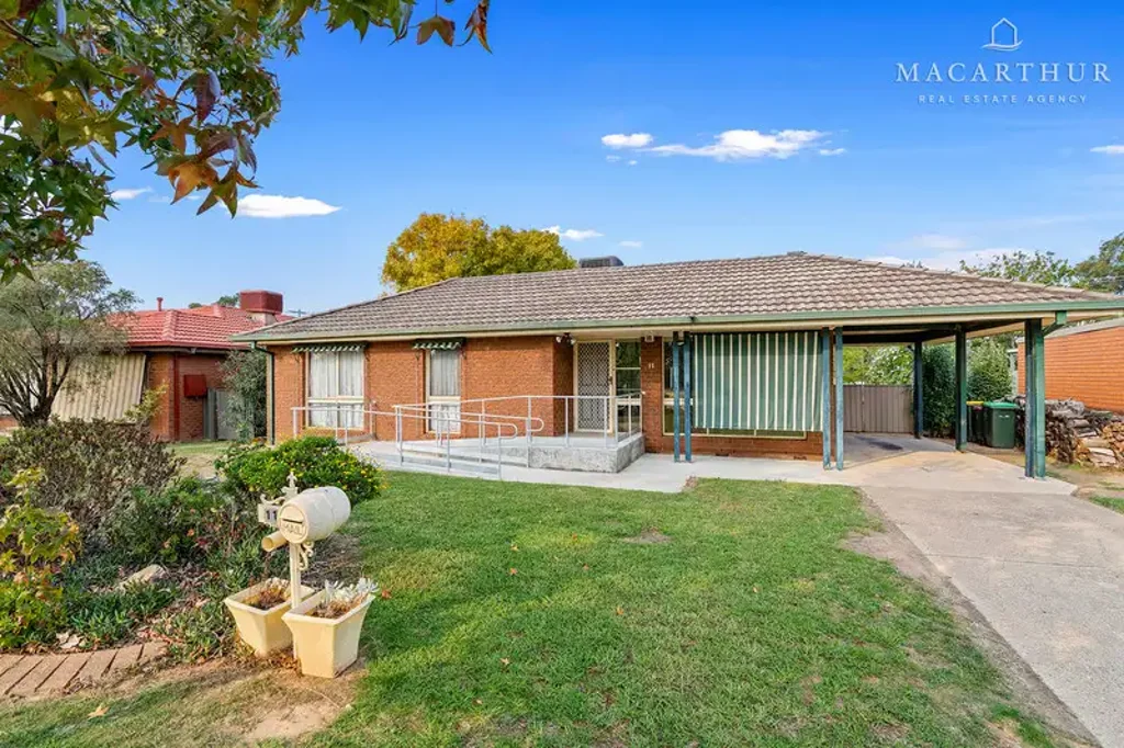 Welcome to 11 Goborra Street