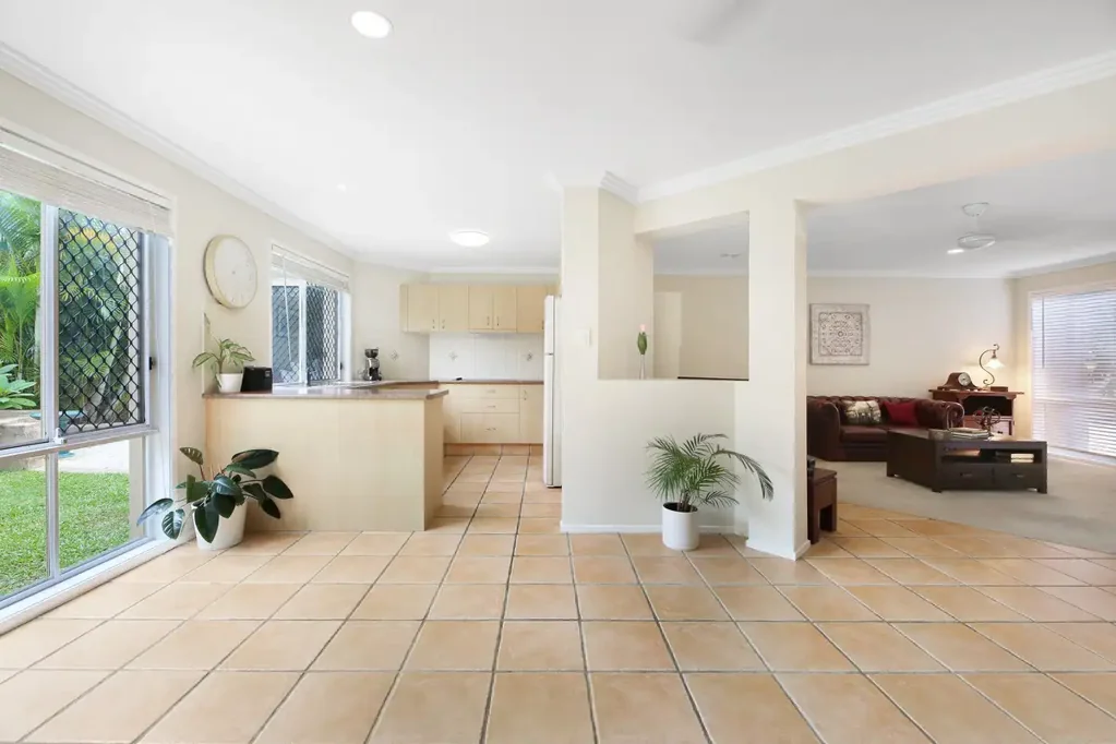 2/16 Randwick Court, Varsity Lakes, QLD 4227