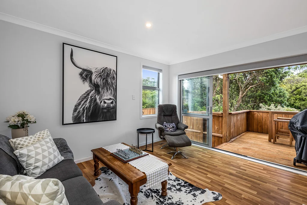 107 Kenmore Street, Newlands, Wellington