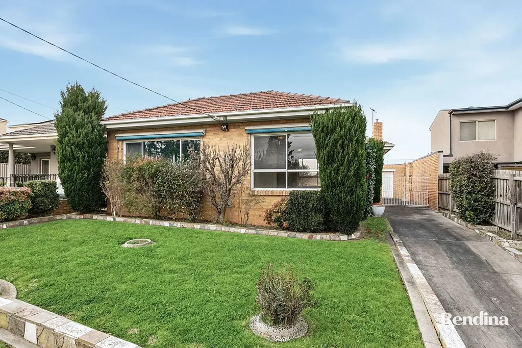 Pascoe Vale South 3ਬੈੱਡਰੂਮ LAND, LOCATION & OUTSTANDING POTENTIAL!