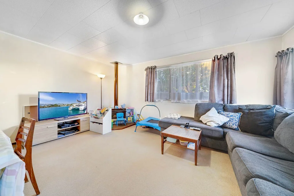 2/12 Evelyn Street, Papatoetoe, Manukau City, Auckland