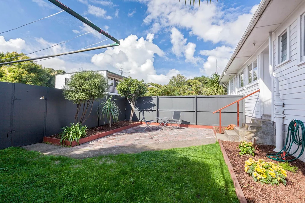 Sandringham Central: Private Courtyard, MAGS &...