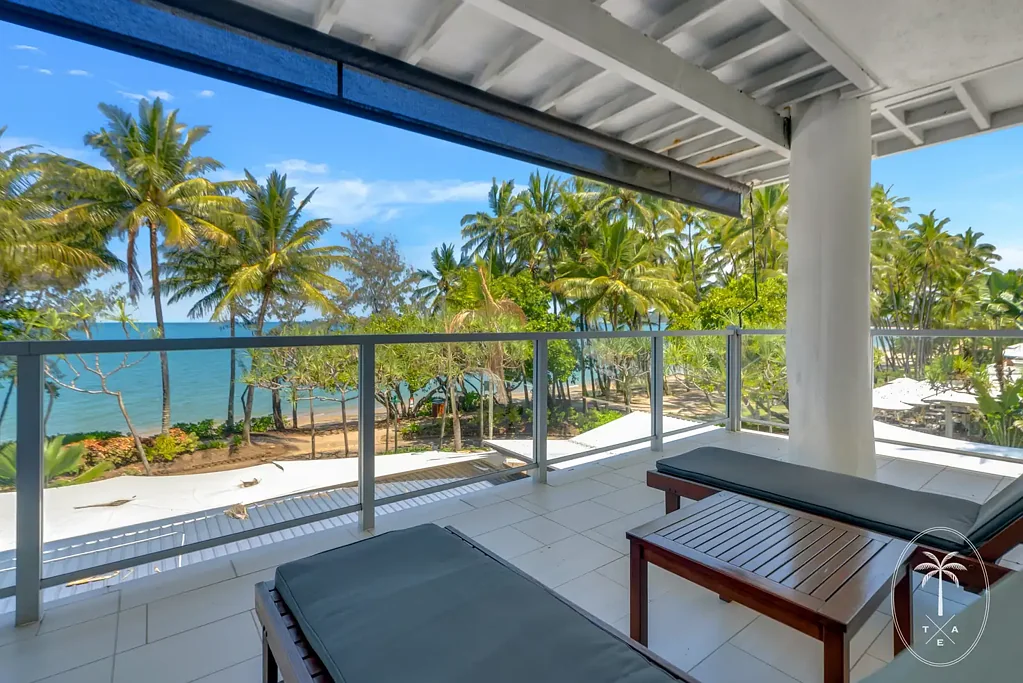 Palm Cove 2房  Beachfront | Resort Living | Income Potential