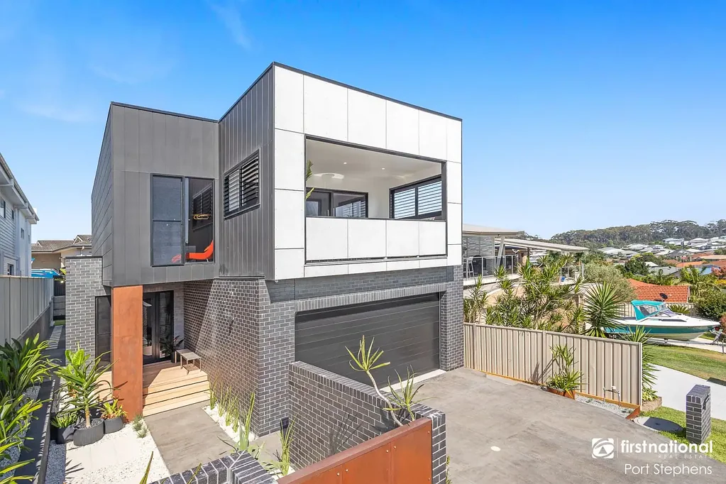 Corlette 4Zimmer Brand New Home with Exceptional Finishes
