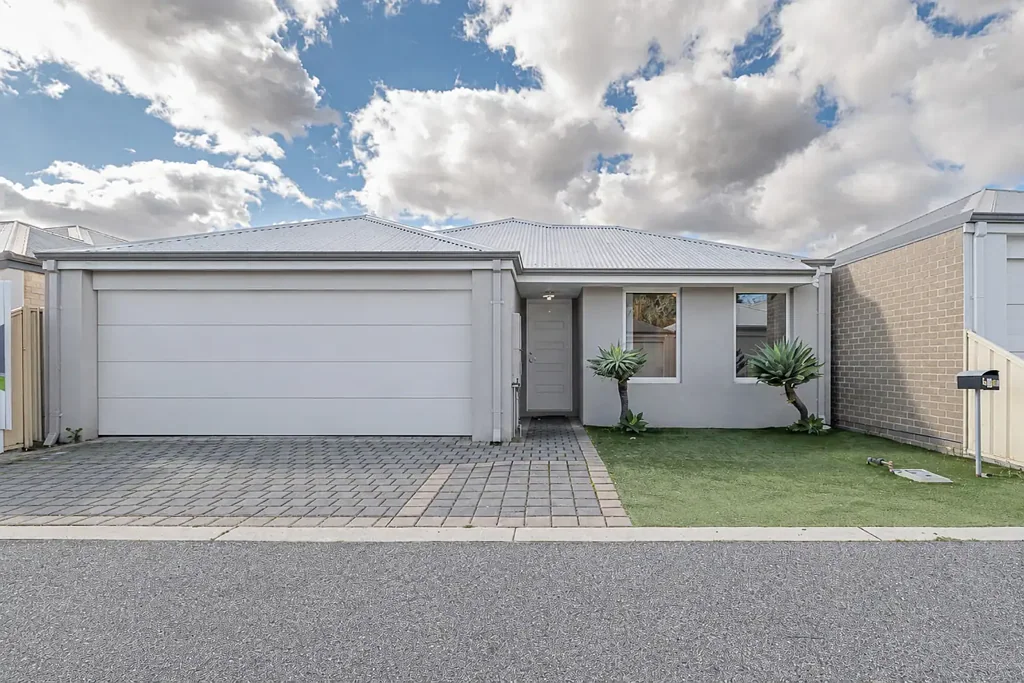 Maddington 4Kwarto Modern & Low-Maintenance Family Villa in a Convenient Location