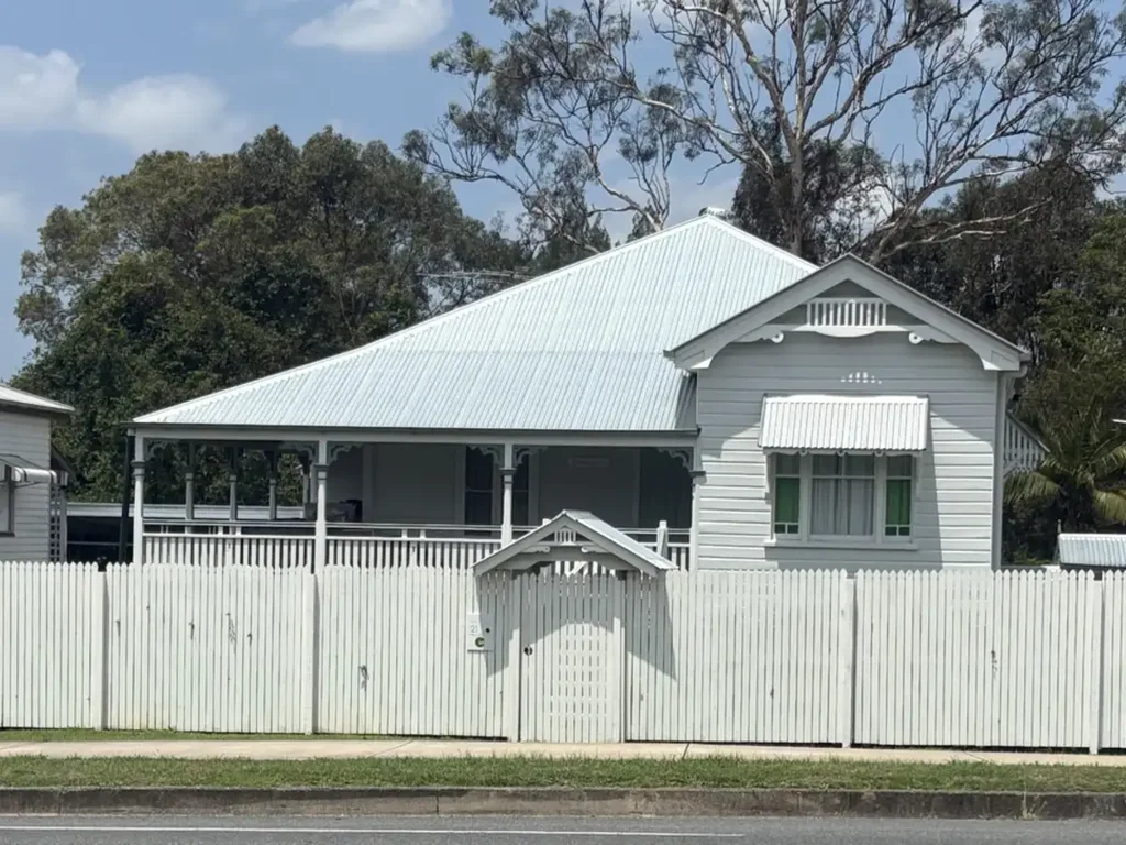 North Ipswich 3غرفة نوم Exclusive Off-Market Opportunity: 21 Pine Street, North Ipswich