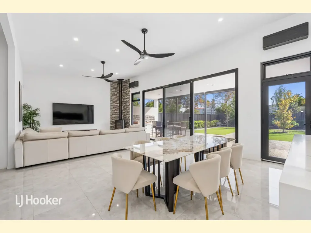 High-End, Fully Renovated Luxury in the Heart of Prospect
