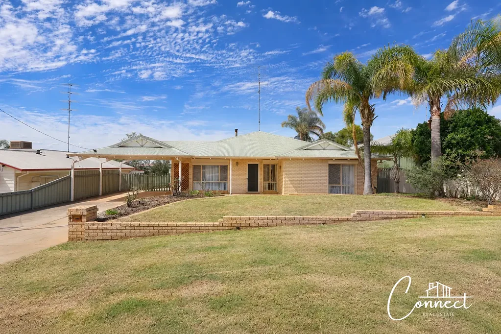 Northam 4ਬੈੱਡਰੂਮ Spacious Family Home in a Sought-After Northam Location