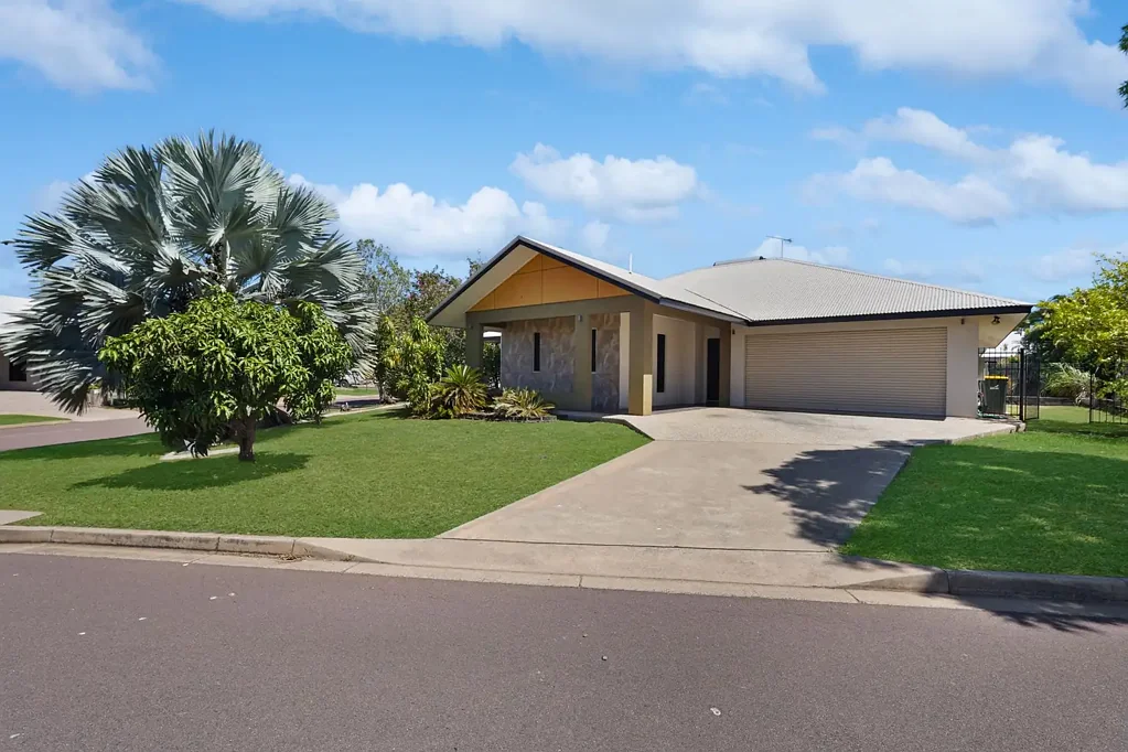 Muirhead 3બેડરૂમ Spacious Family Living in Sought-After Muirhead – Modern Comfort Meets Prime Location