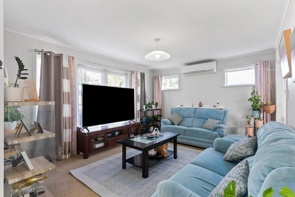 Avondale 3 Bedroom Big Section, BMU Zone & Plenty of Potential