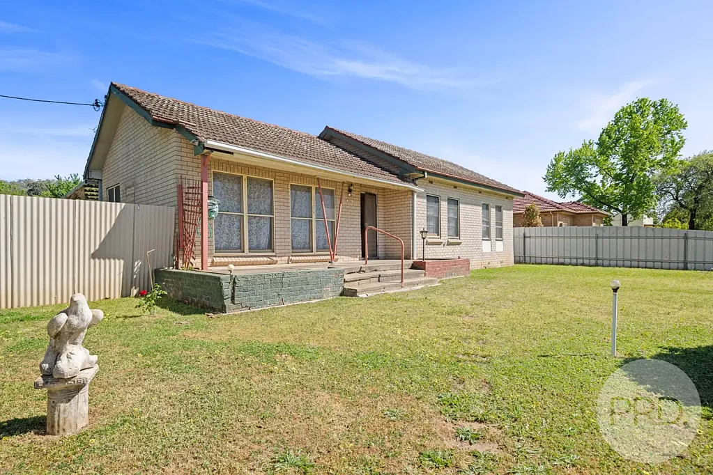 316 Lake Albert Road, Kooringal, NSW 2650