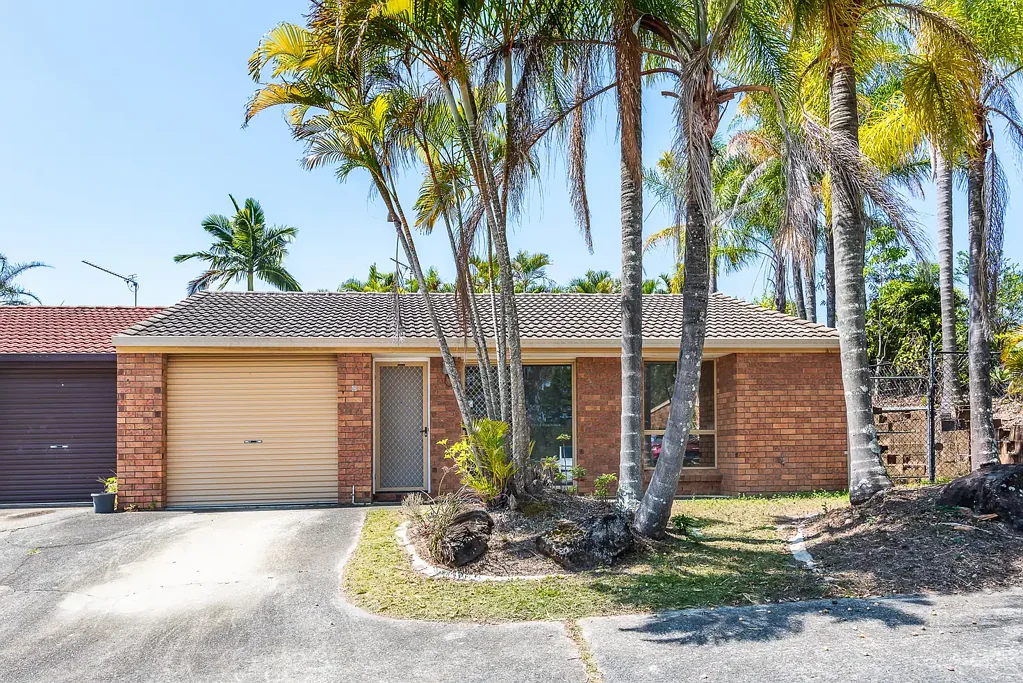 Oxenford 2Kwarto Stylish, Low-Maintenance Living in a Convenient Oxenford Location