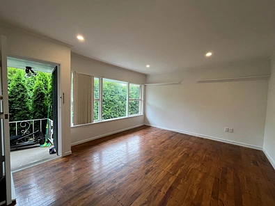 Spacious Unit