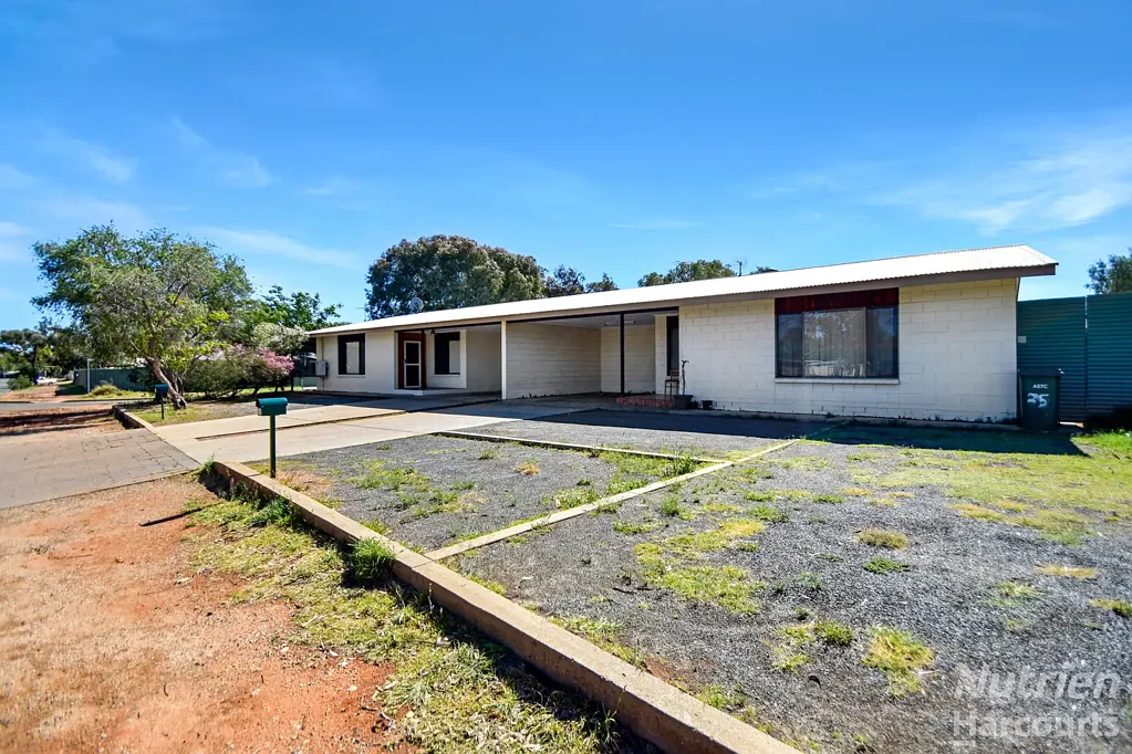 41 Grevillea Drive, Sadadeen, NT 870