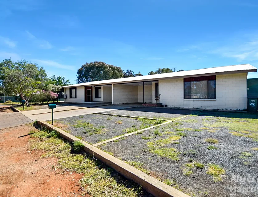 41 Grevillea Drive, Sadadeen, NT 870, 6 ਕਮਰੇ, 2 ਬਾਥਰੂਮ, Apartment
