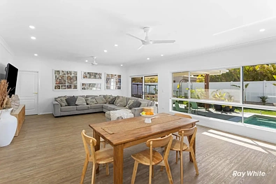 8 Conical Rocks Avenue, Pacific Heights, QLD 4703, 4 slaapkamers, 2 badkamers, House