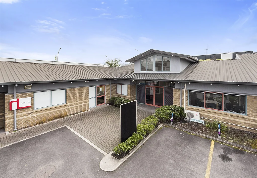 Hamilton Central Quality Offices in Handy Location