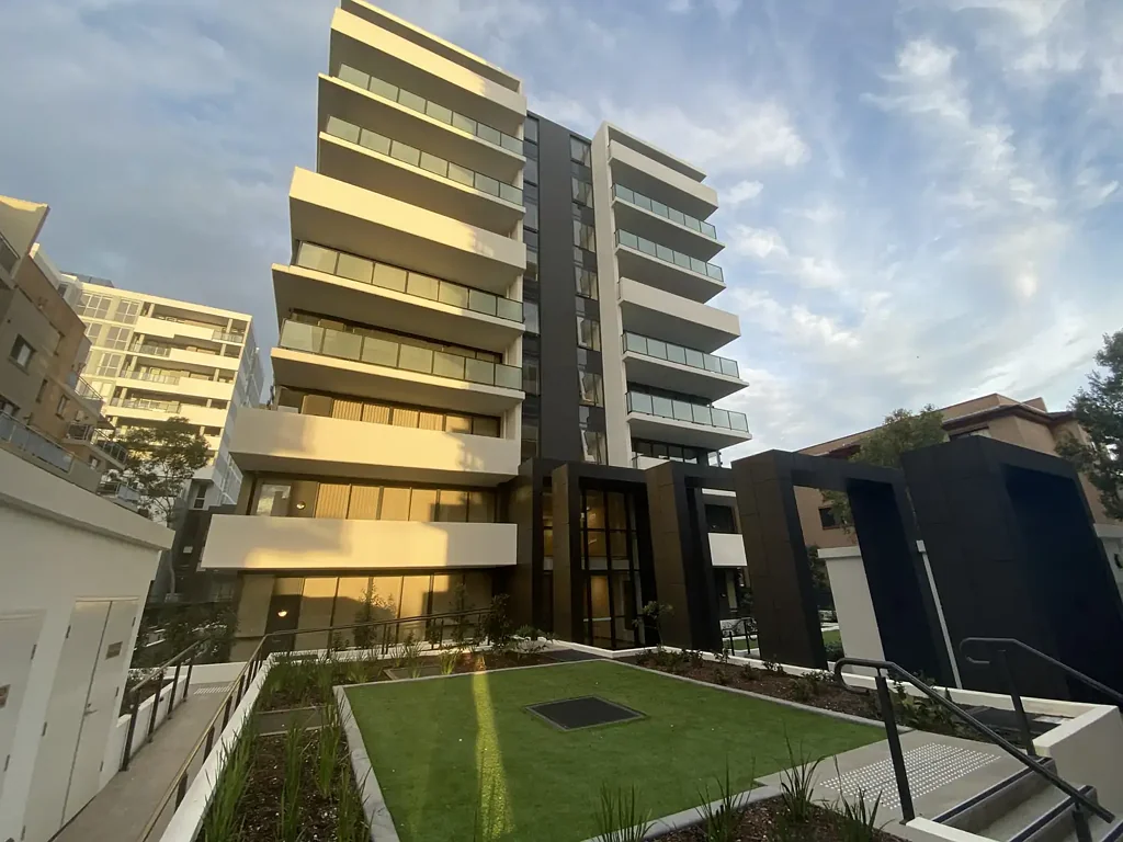Liverpool 2房  Modern Living in Liverpool CBD