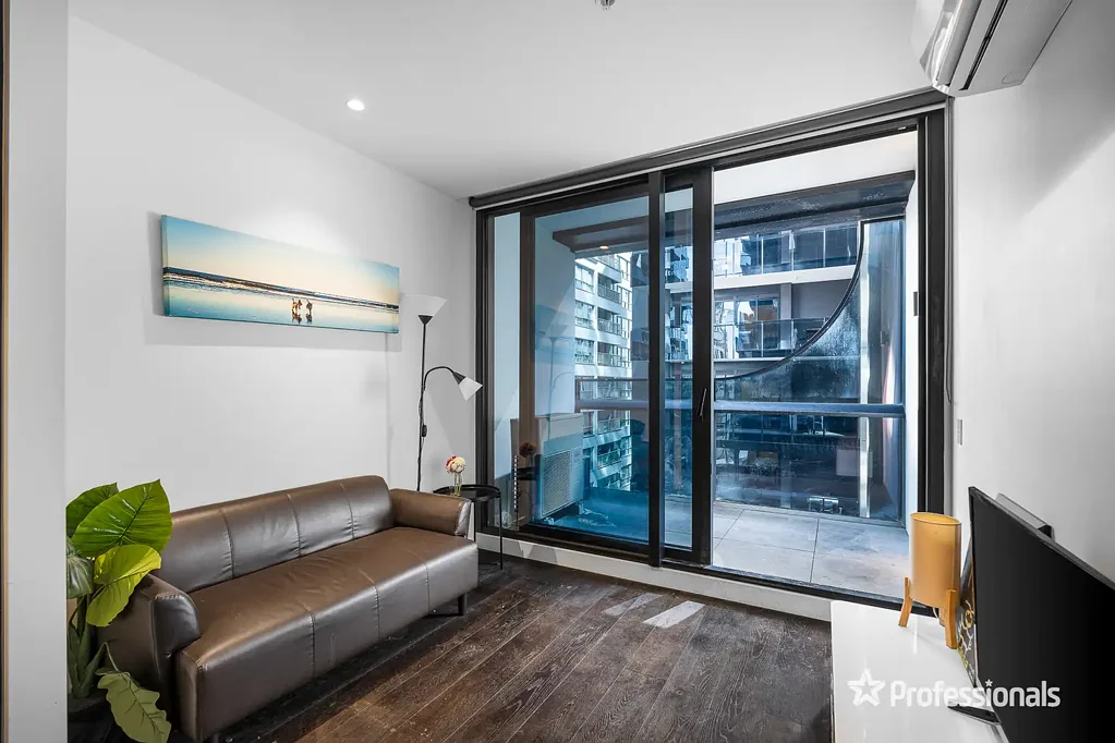 Melbourne 1 Bedroom LUXURIOUS CITY-SIDE LIVING