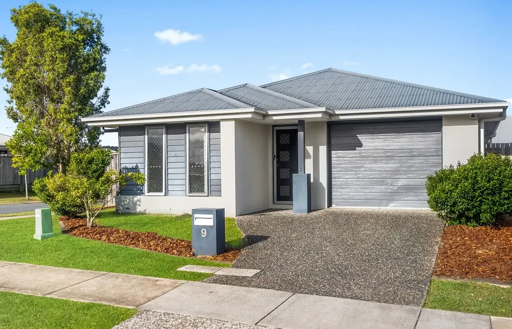 Yarrabilba 4chambre Modern living! Perfect for first home buyer!