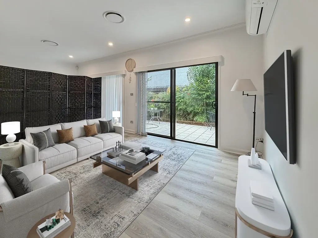 Private Studio Granny Flat with Expansive Outdoor Entertaining