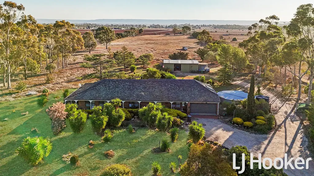 110 Agars Road, Balliang East, VIC 3340