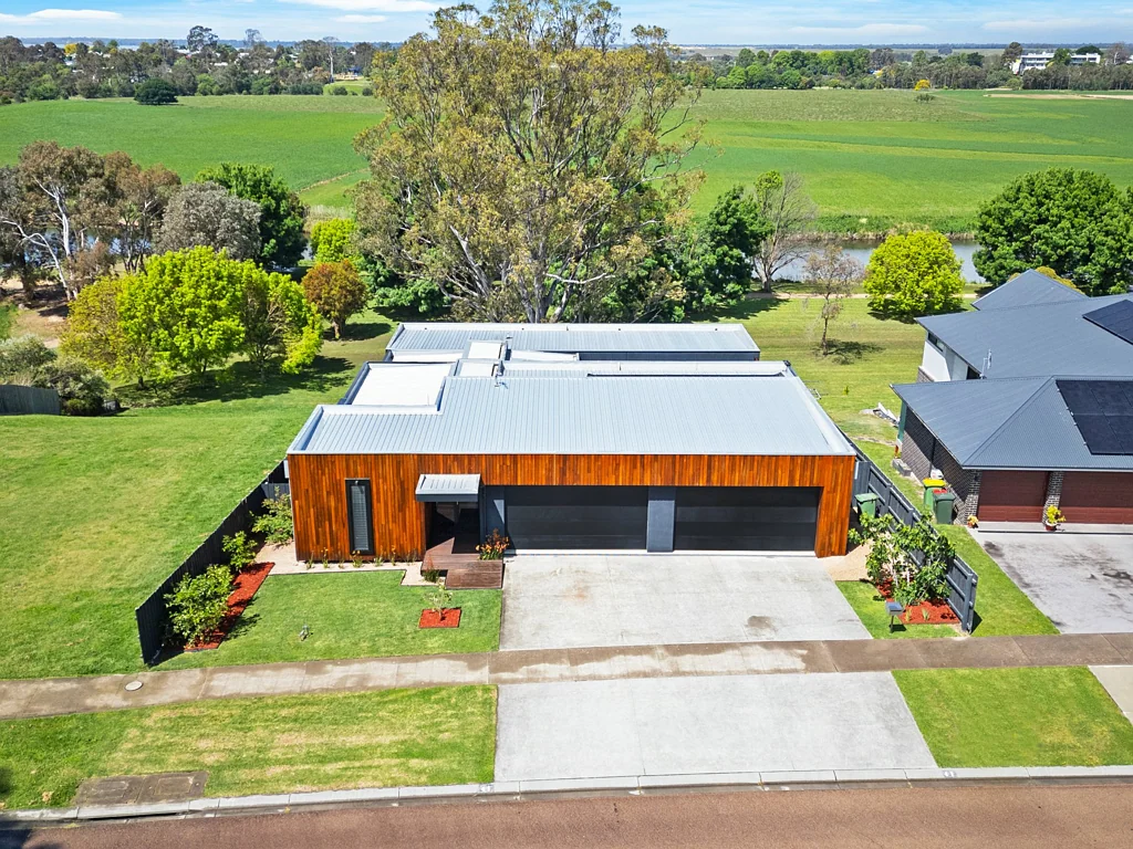 41 Morton Drive, Eastwood, VIC 3875