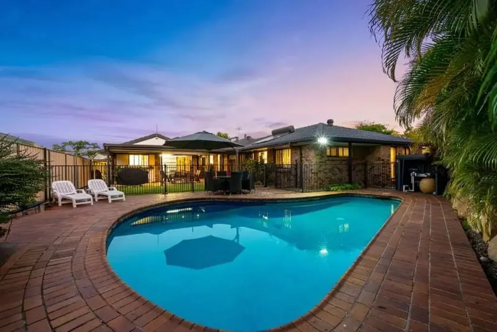 Runcorn 3 Bedroom Stunning Modern Family Home on Rare 820sqm Block