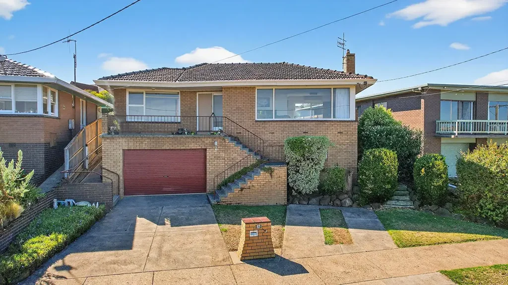 17 Maxwell Grove, Warrnambool, VIC 3280
