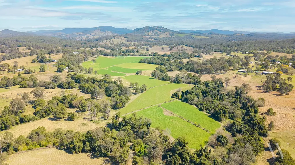 Pie Creek HIGHLY PRODUCTIVE 75 ACRE TURNKEY FARM!