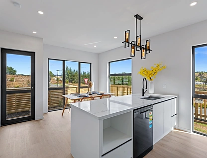 159 Henwood Road, Westgate, Waitakere City, 4房, 3浴, 独立屋