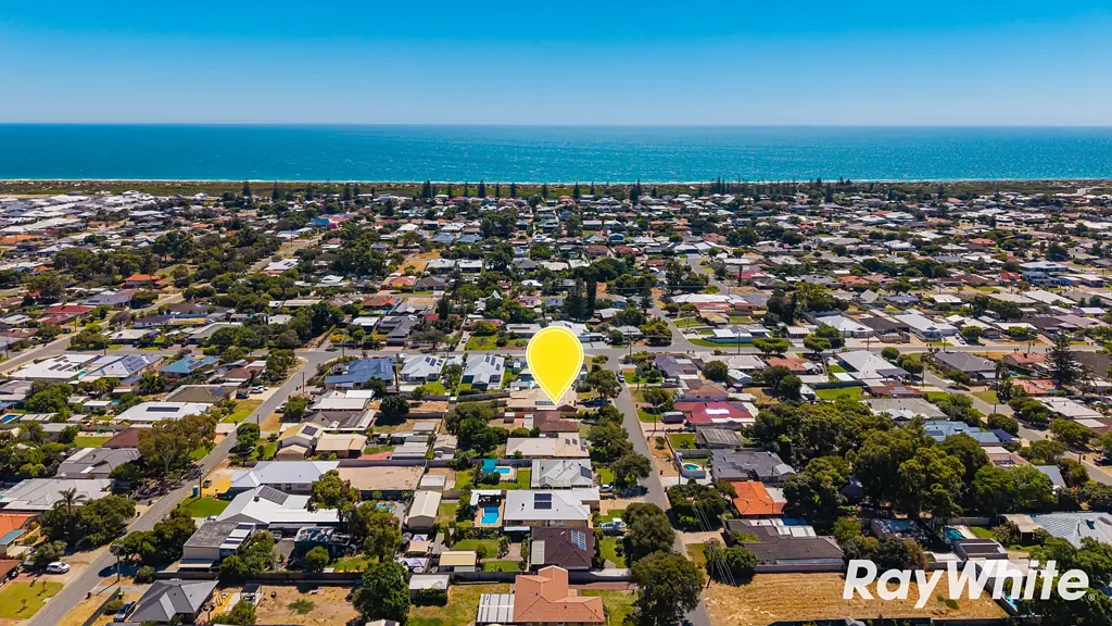 6 Boolardy Road, Golden Bay, WA 6174