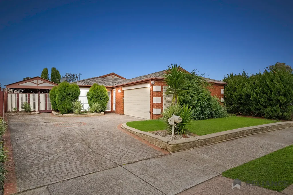 Sunbury 4 Slaapkamer Family Comfort with Multiple Living Areas and a Huge Entertaining Pergola