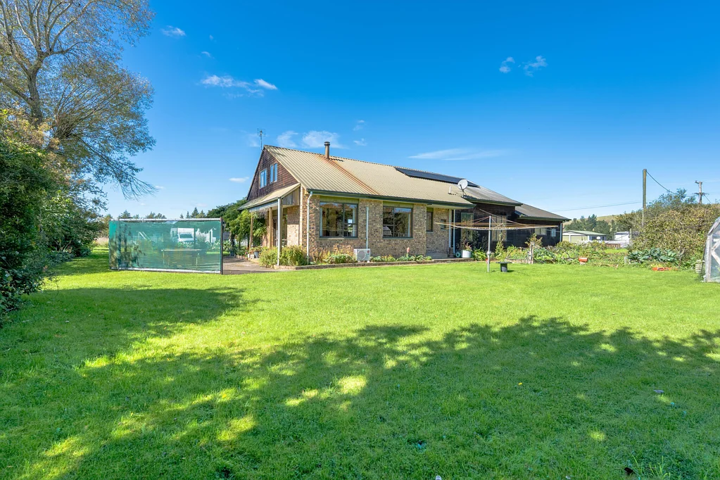 Darfield 6Habitaciones Character home, country charm