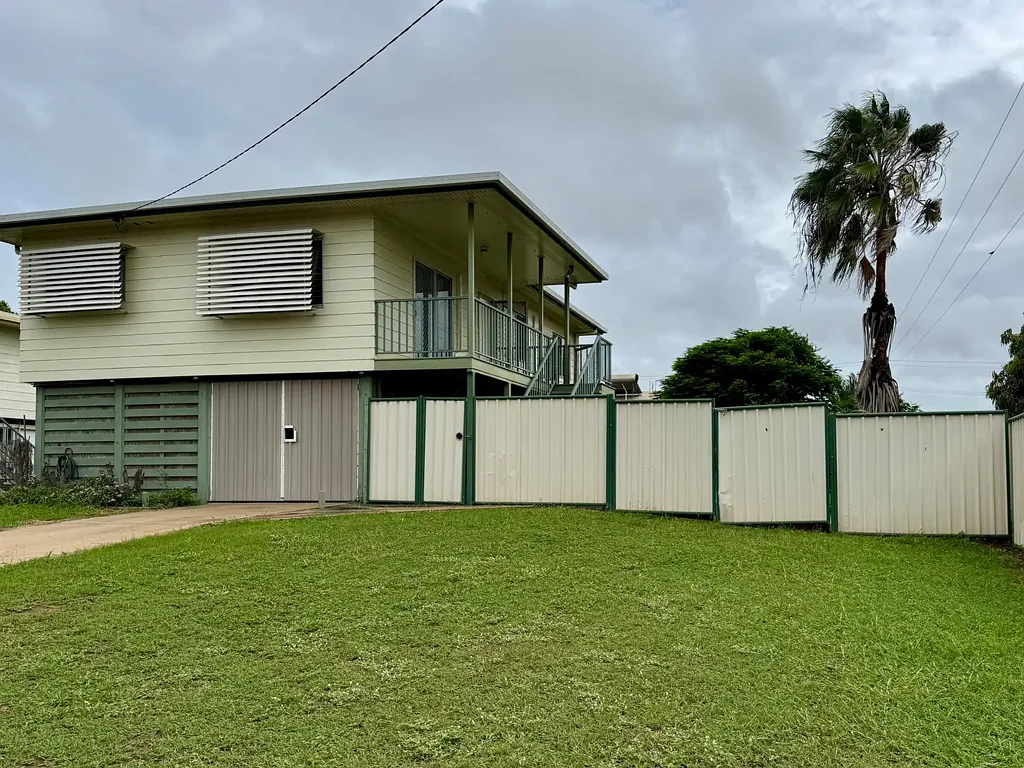 27 CUTHBERT Street, Moranbah, QLD 4744