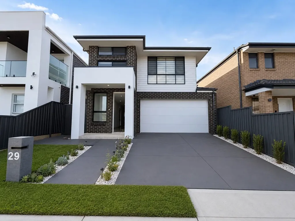 Spacious Family Living in the Heart of Austral