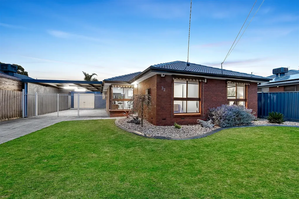 32 Entally Drive, Albanvale, VIC 3021