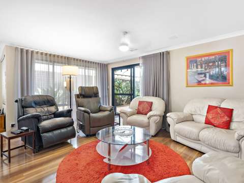Ellenbrook 3 Bedroom Immaculate, Nothing to Spend - Move right in