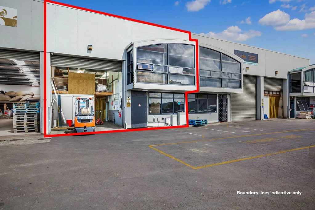 Henderson HIGH STUD WAREHOUSE