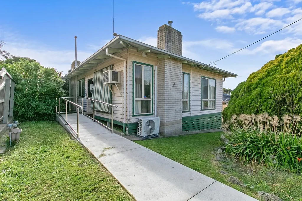 29 Savige Street, Morwell, VIC 3840