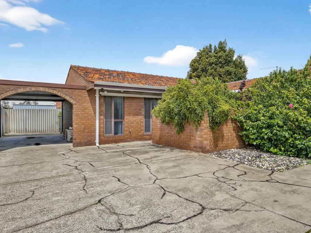 2/232 Hardey Road, Belmont, WA 6104