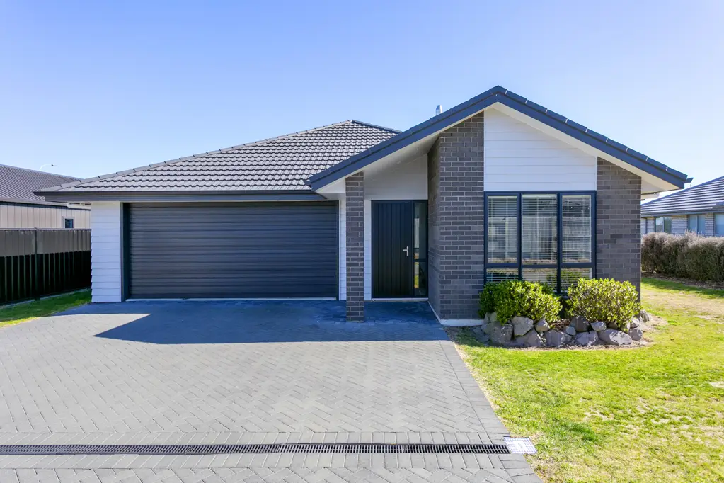 Wharewaka 4房  Designed for entertaining in a prime location