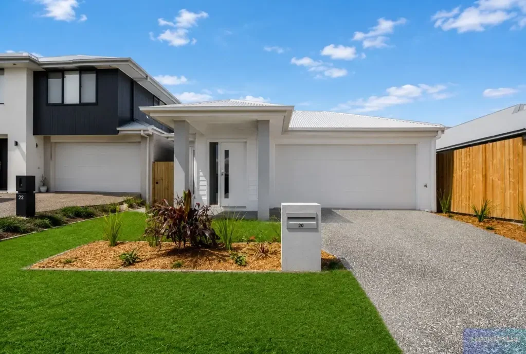 🏡 20 Torrenia Street, Narangba – Modern Family Living in a Prime Location