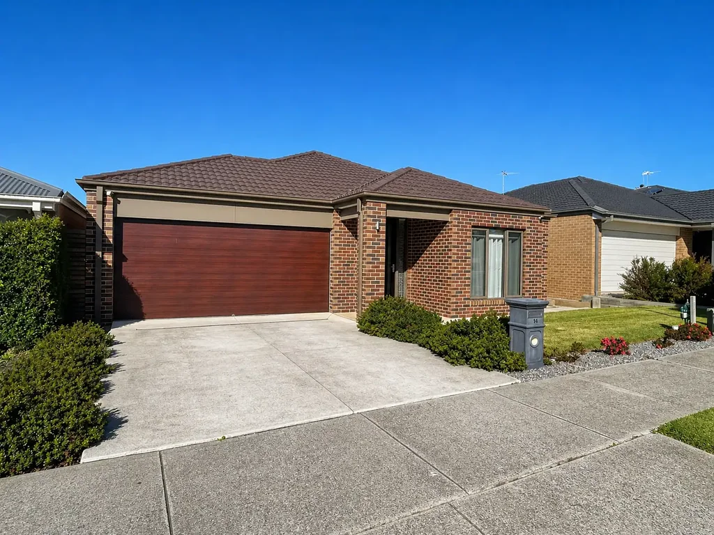 BEAUTIFULLY MAINTAINED HOME