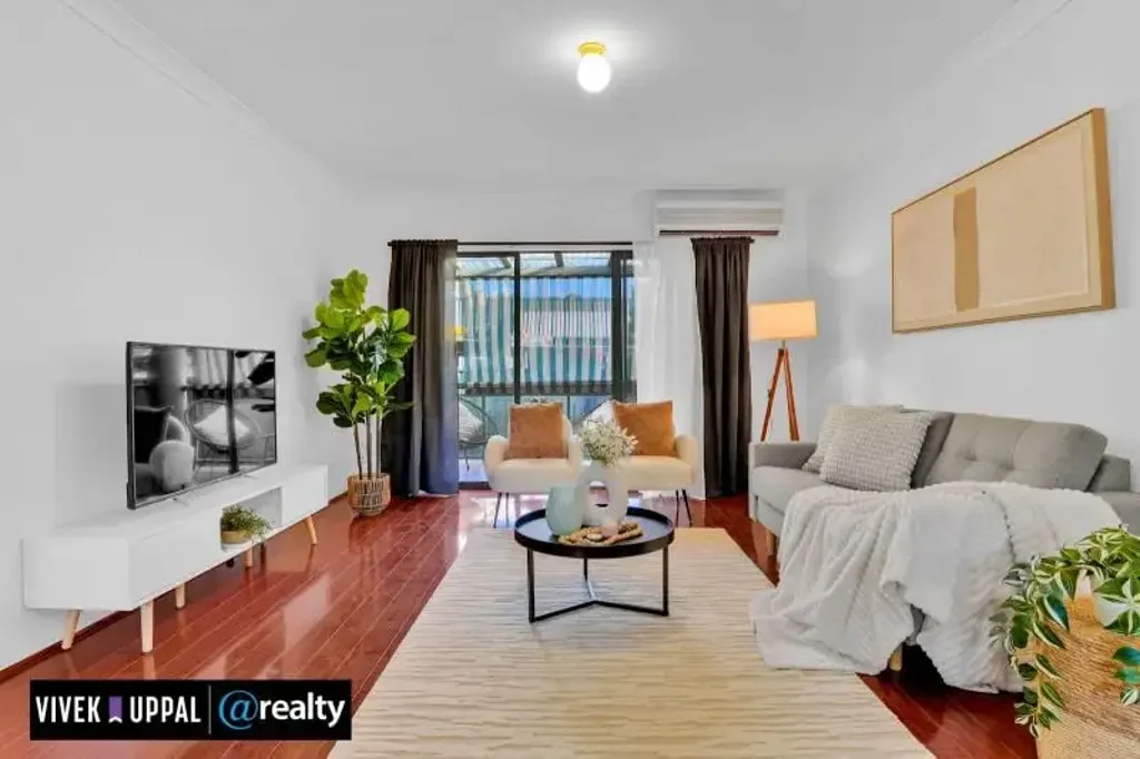 Wentworthville 2Kwarto Brilliant location, double brick , secure, first floor , freshly painted unit walk to station, schools and shops!
Strata Report Available!