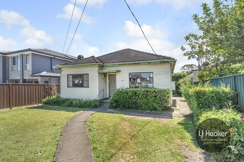 13 Willoughby Street, Guildford, NSW 2161