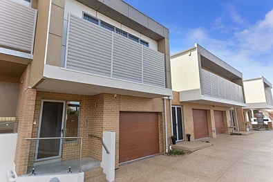 Chelsea 2Habitaciones Modern townhouse within walking distance to beach