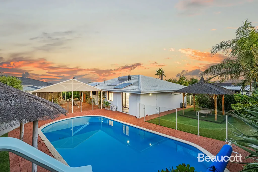 Beldon 4ਬੈੱਡਰੂਮ Modern Family Living with Self-Contained Granny Flat & Resort-Style Pool