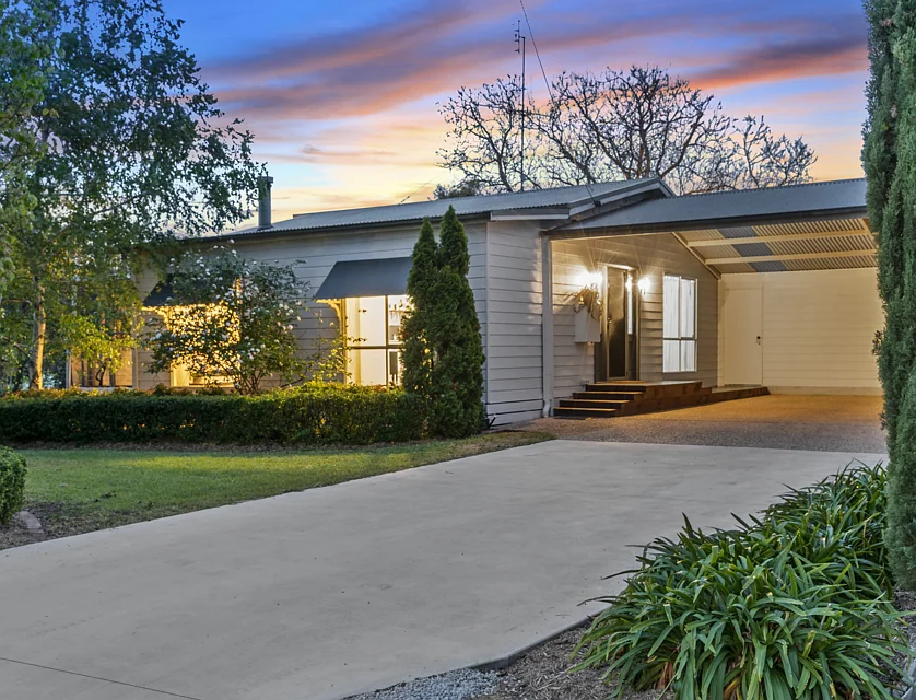 64 Falkiner Street, Tocumwal, NSW 2714, 3 phòng ngủ, 2 phòng tắm, House